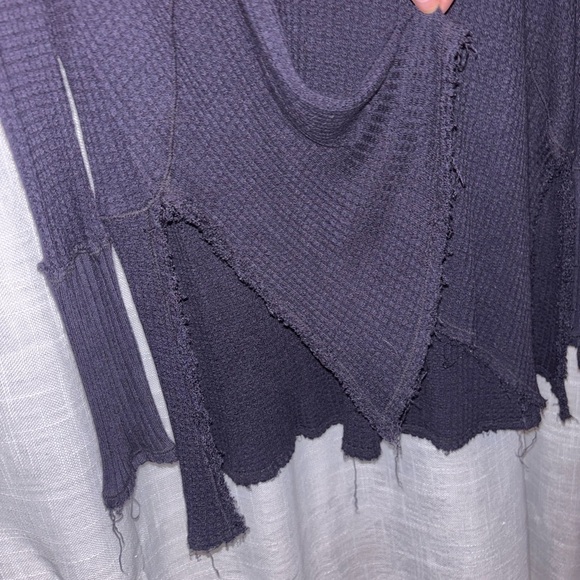 Free People Oversized Waffle Knit Sweater – Navy - Picture 5 of 5